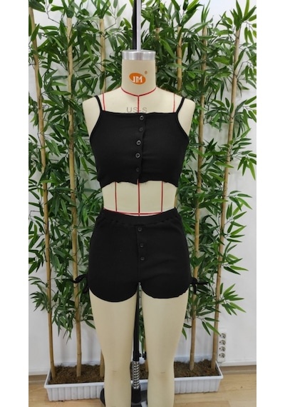 Sinemonline Kadın Ip Askılı Crop Bluz Ve Yanlardan Büzgülü Ikili Kaşkorse Short Takım Siyah Sinemonline Kadın Ip Askılı Crop Bluz Ve Yanlardan Büzgülü Ikili Kaşkorse Short Takım Siyah