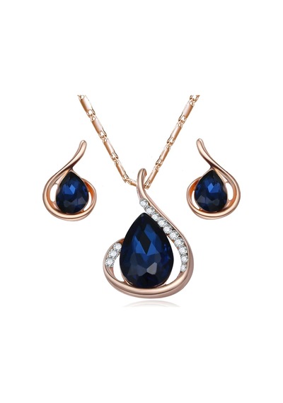 Swarovski Taşlı, Altın Kaplama Gümüş Takı Seti, Yeni Yil,Yilbasi Gümüş Swarovski Taşlı, Altın Kaplama Gümüş Takı Seti, Yeni Yil,Yilbasi Gümüş