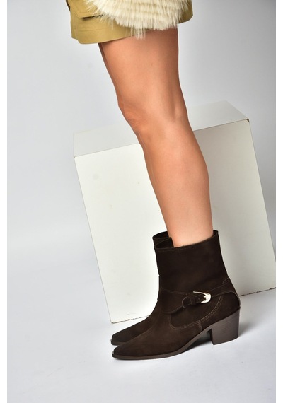 Fox Shoes Z654037761 Kahverengi Hakiki Deri Süet Alçak Topuklu Western Kadın Bot