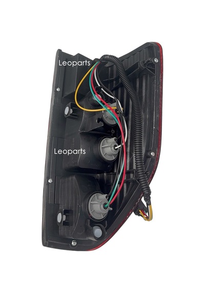 Leoparts Isuzu D-max Stop Lambası Sağ 2002-2005 8972347491