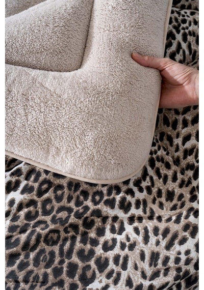 Rivaistanbul Bej Leopar Loura Çift Kişilik Çift Taraflı Lüx Wellsoft Yorgan Seti 195x215 Cm Bej