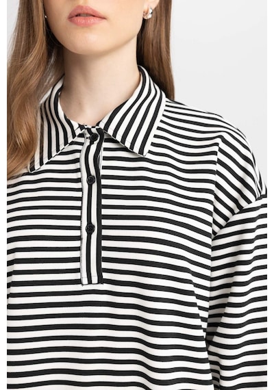 Defacto Relax Fit Çizgili Fermuarlı Polo Yaka Uzun Kollu Maxi Elbise D9062AX24WNBK81 Siyah Defacto Relax Fit Çizgili Fermuarlı Polo Yaka Uzun Kollu Maxi Elbise D9062AX24WNBK81 Siyah