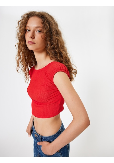 Koton Crop Tişört Bürümcük Sırt Detaylı Kap Kol Kayık Yaka Slim Fit Kırmızı 4sal30379ık Kırmızı Koton Crop Tişört Bürümcük Sırt Detaylı Kap Kol Kayık Yaka Slim Fit Kırmızı 4sal30379ık Kırmızı
