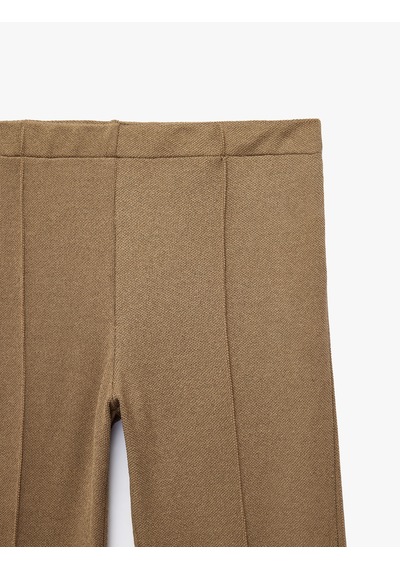 Koton Pike Kumaş Nervür Detaylı İspanyol Paça Pantolon Vizon 7wak40016uk