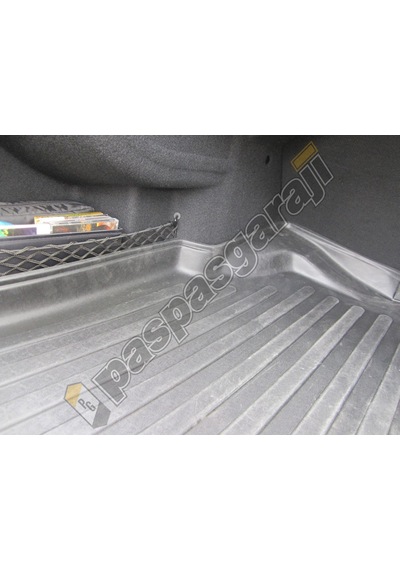 Mercedes C Serisi Sedan W204 Plastikli Bagaj Havuzu 2007-2013 Ara