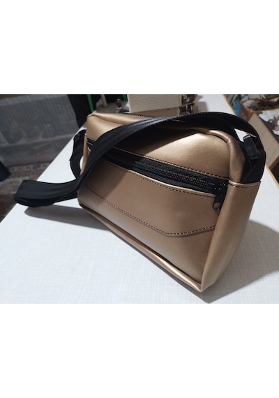 Emre Çanta Dikim Evi Unisex Mini Postacı Çantası Çapraz Omuz Ve Göğüs Çantası Suni Deri Günlük Askılı Çanta 24x16 Cm Bakır Emre Çanta Dikim Evi Unisex Mini Postacı Çantası Çapraz Omuz Ve Göğüs Çantası Suni Deri Günlük Askılı Çanta 24x16 Cm Bakır
