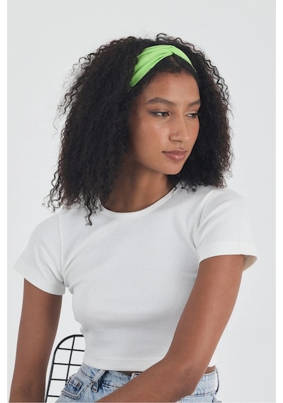 Butikgiz Beyaz Kısa Kol Bisiklet Yaka Vücuda Oturan Kaşkorse Crop + Bandana Set %100 Pamumklu, Esnek Rahat Beyaz-fıstık Yeşili