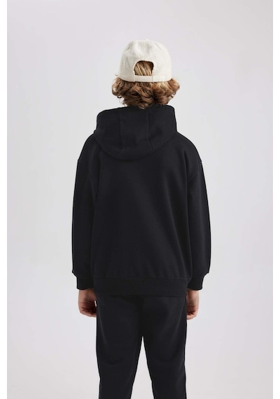 DeFacto Erkek Çocuk Baskılı Kanguru Cepli Kapüşonlu Sweatshirt B7821A8NSBK81 Siyah