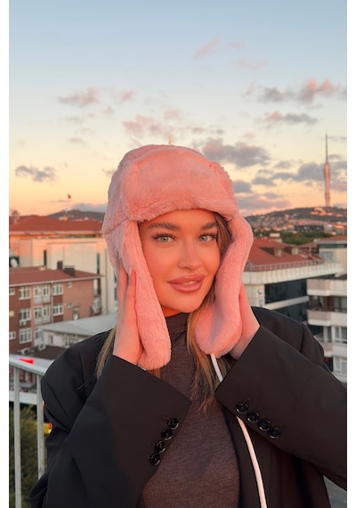 Mollycrush Kadın Pudra Suni Kürk Peluş Tüylü Elit Ponponlu Şapka Bere Pudra