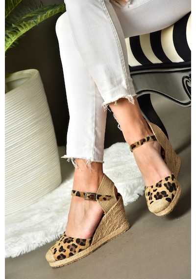 Fox Shoes P241612017 Leopar Hasır Dolgu Topuklu Kadın Ayakkabı