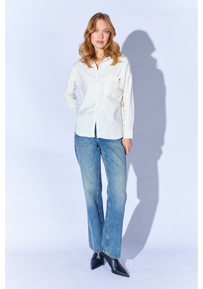 Manche Beyaz Broş Detaylı Oversize Tek Cepli Gabardin Gömlek Mkw168174-01