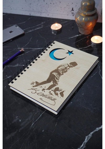 A5 Spiralli Mustafa Kemal Atatürk Desenli Ahşap Defter-çizgisiz Defter Ahşap Rengi Banu 120 Sayfa