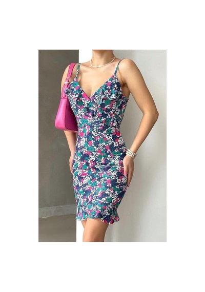 DefyModa Kadın Şık Simli Kumaş V Yaka Volanlı Mini Askılı Elbise Saks