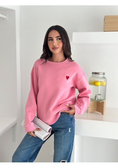 Kadın Kalp Nakışlı Sweatshirt Sade & Sevgi Dolu Stil Pembe