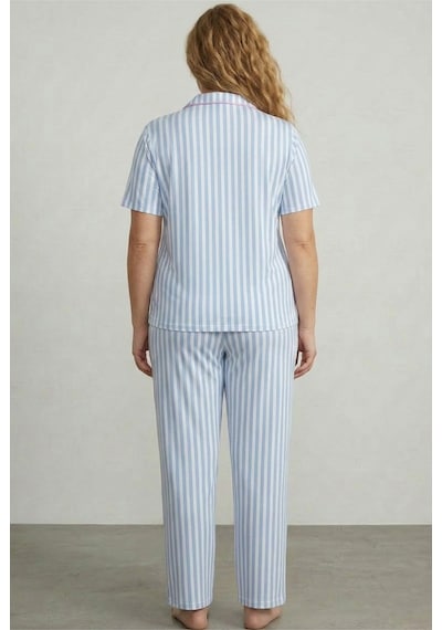 Siyah İnci Desenli Pamuklu Düğmeli Curve Büyük Beden Battal Pijama Takım Mavi Beyaz Siyah İnci Desenli Pamuklu Düğmeli Curve Büyük Beden Battal Pijama Takım Mavi Beyaz