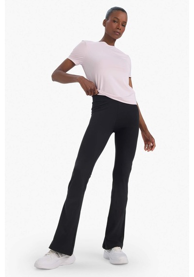 DeFactoFit Standart Fit Bisiklet Yaka Basic Düz Sporcu Kısa Kollu Tişört D2296AX25SPPN694
