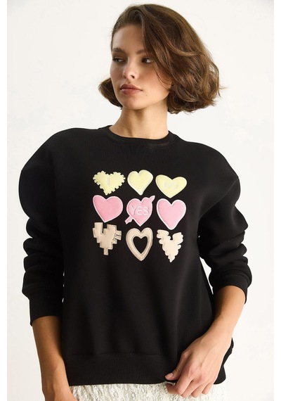 Shade Kadın Bisiklet Yaka Kalp Nakışlı Şardonlu Üç İplik Sweatshirt 6875 60283520 - Siyah