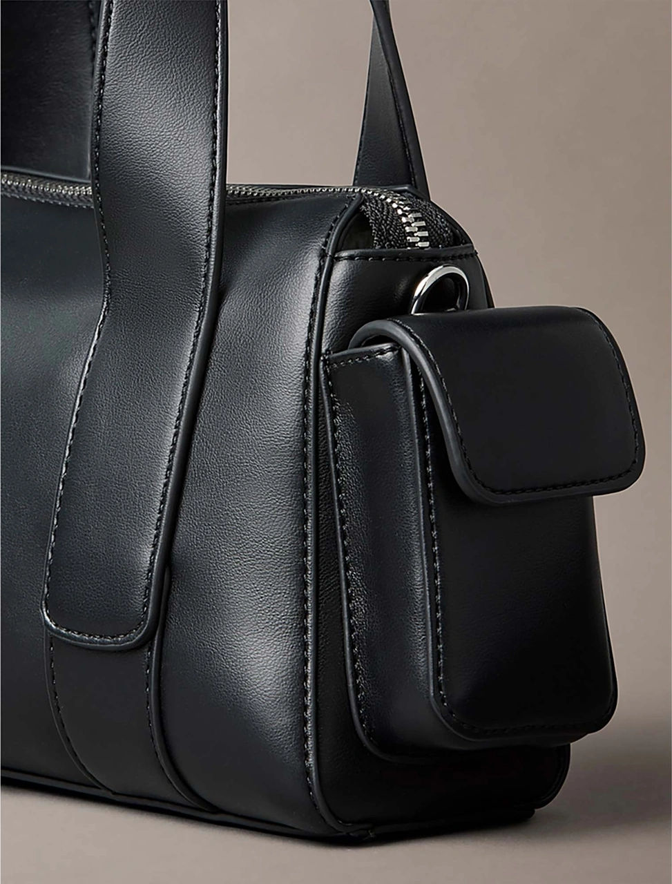 Calvin Klein Kadın Siyah Omuz Çantası Lv04f3291g-2qp Siyah