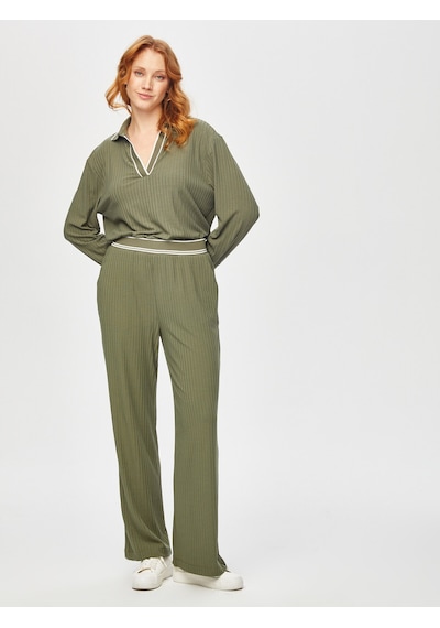 Faik Sönmez Relax Çizgili Ribana Detaylı Wide Leg Örme Pantolon 69767 U6976754 Haki Faik Sönmez Relax Çizgili Ribana Detaylı Wide Leg Örme Pantolon 69767 U6976754 Haki