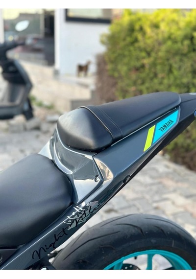 Akdesen Mt-25 2021-2024 Neon Sticker 1