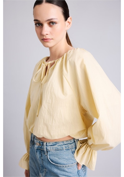 Defacto Regular Fit Büzgülü Balon Kollu Crop Poplin Basic Bluz I4684ax26aubg355 Bej-bg355