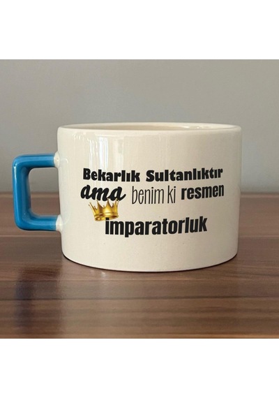 Bekarlık Sultanlıktır Ama Baskılı Mavi Kulplu C Fincan