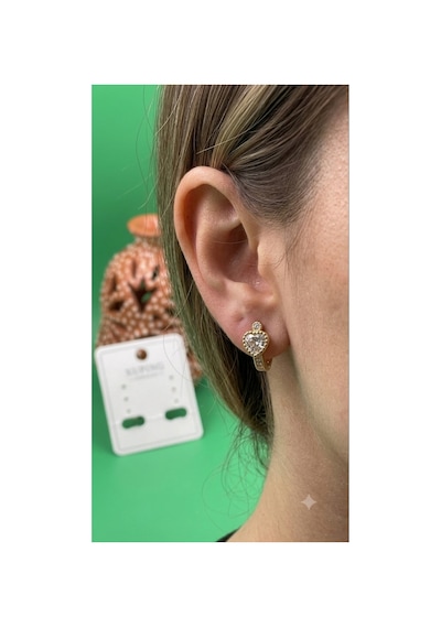 Xuping 14 Ayar Renginde Kalp Detaylı Halka Küpe Altın