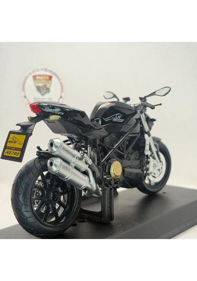 Ducati Streetfighter Giant Siyah Model Motosiklet 1:12 Ölçekli