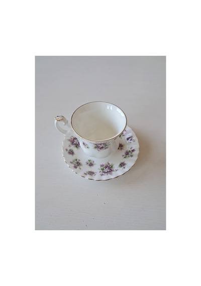 Sweet Violets Bone China Antika Duble Boy Porselen Kahve Fincanı Ve Tabağı 2 Parça 120 Ml Menekşe