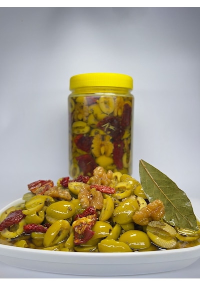 Dalgıçoğlu Cevizli Zeytin Salatası Kuru Domatesli Ayvalık Yeşil Zeytin 1 KG