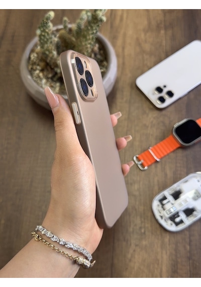 Apple iPhone 16 Pro Max Uyumlu Süper İnce Mat Ultra Thin Silikon Kılıf Çöl