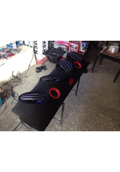 Ford Focus 1 hatcback 4 lü oval hoparlörlü Pandizot Polyesterli Kabartmalı Portlu