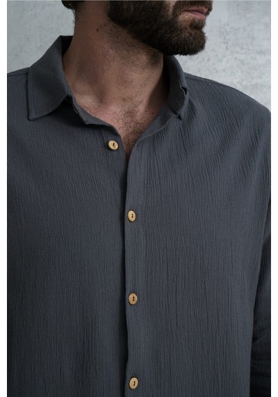 Mai Collection Mai Studios Co. Wesley Erkek Oversize Krinkıl Antrasit Gömlek Antrasit Mai Collection Mai Studios Co. Wesley Erkek Oversize Krinkıl Antrasit Gömlek Antrasit
