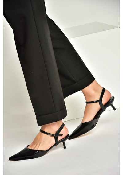 Fox Shoes Y480259860 Siyah Rustik Mini İnce Topuklu Sivri Burun Kadın Ayakkabı Siyah
