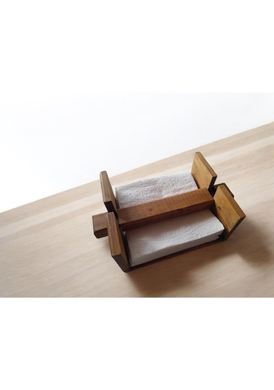 Masif Ahşap Çam Ağacı Dekoratif Peçetelik 19 Cm X 15,5 Cm