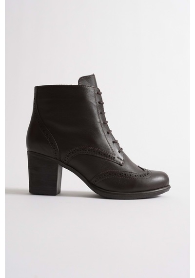 Analin Shoes Kadın Hakiki Deri Lazer Detaylı Bağcıklı Bot Kahve