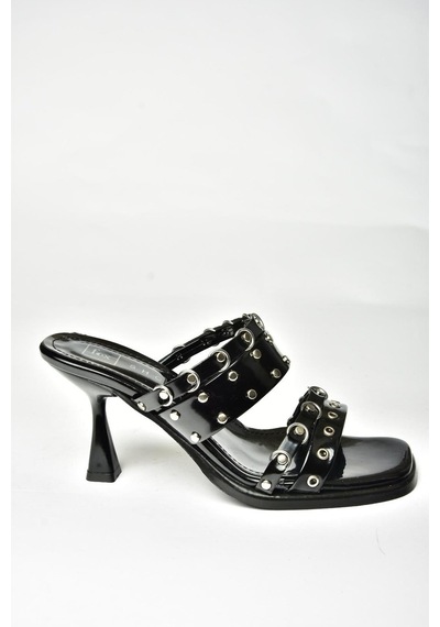 Fox Shoes U518280408 Siyah Rugan Kalın Topuklu Kadın Terlik Siyah
