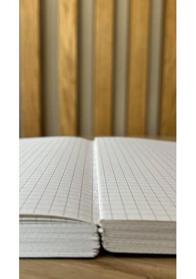 Özel Tasarım Kraft Kapaklı A4 Defter - 180 Derece Açılabilir, Sırtı Dikişli,%100 El İşçiliği, Ofis, Okul, Günlük Kullanım İçin İdeal Defter Kareli