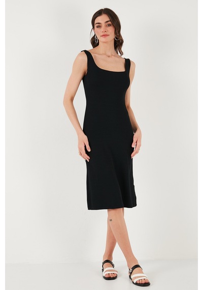 Lela Streç Slim Fit Kare Yaka Kalın Askılı Midi Boy Bayan Elbise 5866102 Siyah
