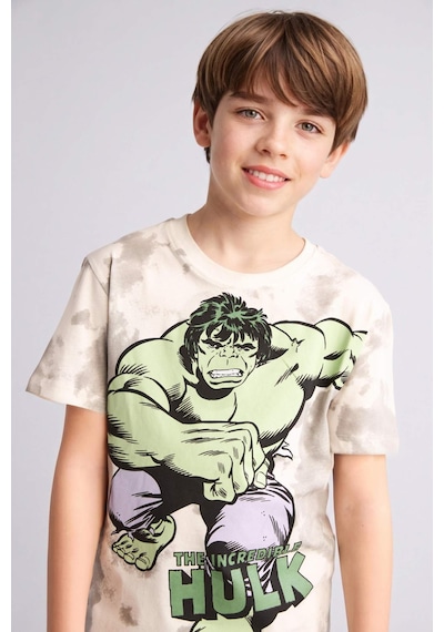 DeFacto Erkek Çocuk Marvel Comics Pijama Takımı Kısa Kollu Üst Beli Lastikli Şort E0344A825SMER188