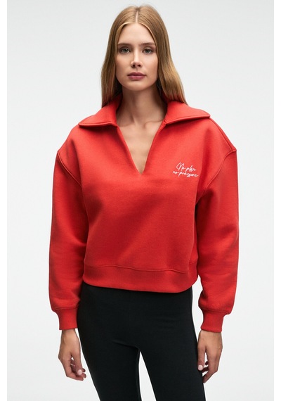 Grımelange HANEL Kadın V Gömlek Yaka Nakış Detaylı Regular Fit Kırmızı Sweatshirt