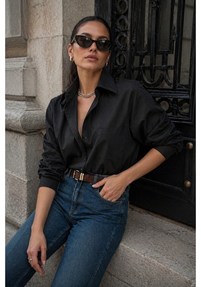 Qustyle Vatkalı Siyah Gömlek Kadın Omuz Detaylı, Oversize Fit, Şık Günlük Ve Ofis Gömleği Siyah Qustyle Vatkalı Siyah Gömlek Kadın Omuz Detaylı, Oversize Fit, Şık Günlük Ve Ofis Gömleği Siyah