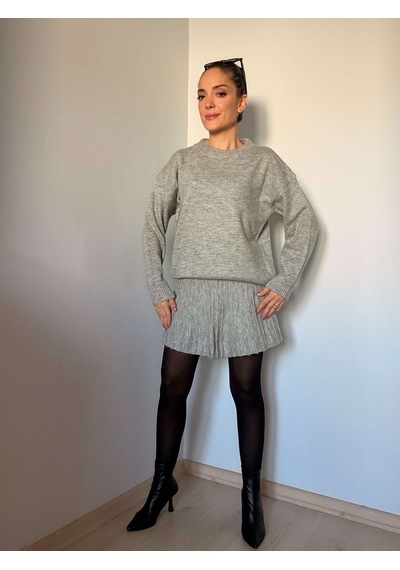 Ali Butik Gri Pileli Etekli Triko Takım Gri