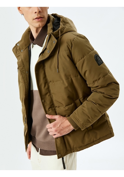 Koton Etiket Detaylı Slim Fit Kapşonlu Şişme Mont Haki 5wam20040hw Haki