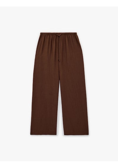 Koton Viskon Crinkle Kumaş Rahat Kalıp Beli Bağcıklı Pantolon Kahverengi 6sal40015ıw Kahve Koton Viskon Crinkle Kumaş Rahat Kalıp Beli Bağcıklı Pantolon Kahverengi 6sal40015ıw Kahve