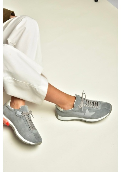 Fox Shoes Z312516661 Gri Hakiki Deri Süet Kadın Spor Ayakkabı Sneakers