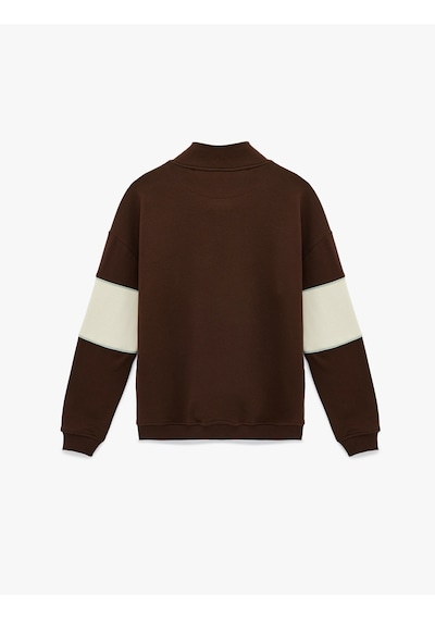 Koton Oversize Şardonlu Renk Bloklu Kolej Baskılı Yarım Fermuarlı Sweatshirt Kahverengi 6wam70034mk Kahverengi