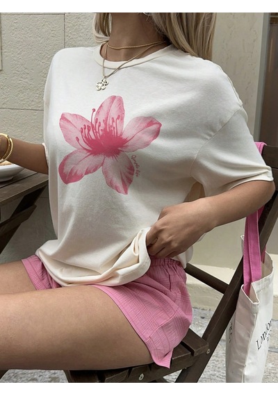 Çiçek Baskılı Tasarım Tshirt Bej