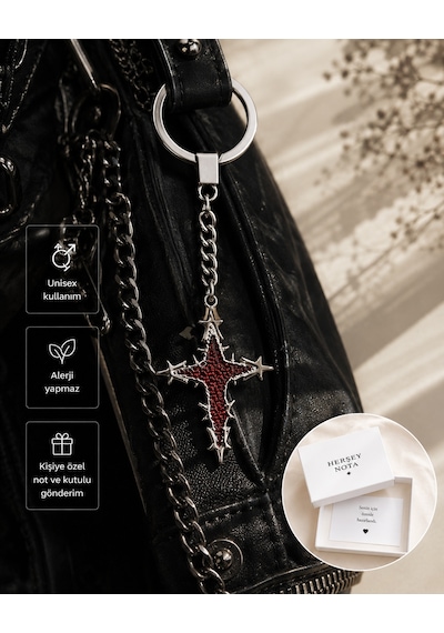 Kırmızı Gotik Haç Anahtarlık Diken Detaylı Unisex Çanta Aksesuarı