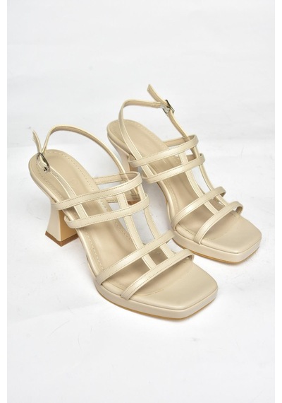 Fox Shoes S569316009 Ten Kalın Topuklu Kadın Ayakkabı Ten Rengi